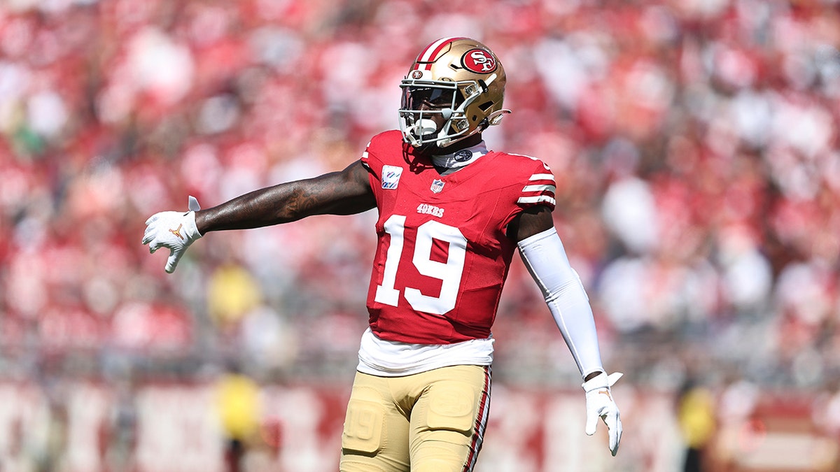 Team Says: Deebo Samuel Of The 49ers To Be Sidelined Due To Shoulder ...