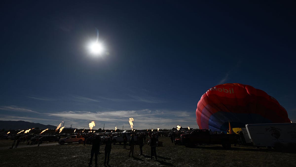 balloon fiesta during eclipse