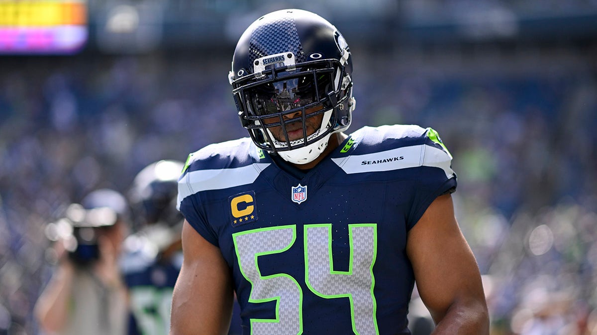 Bobby Wagner up close pregame