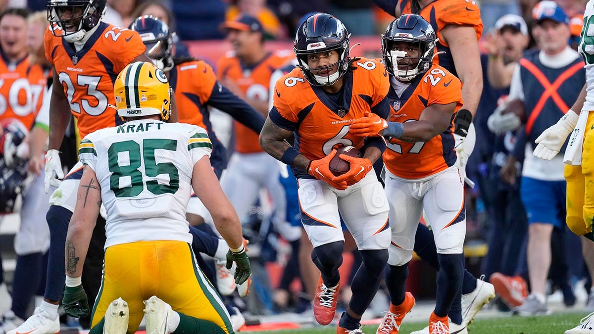Broncos defense