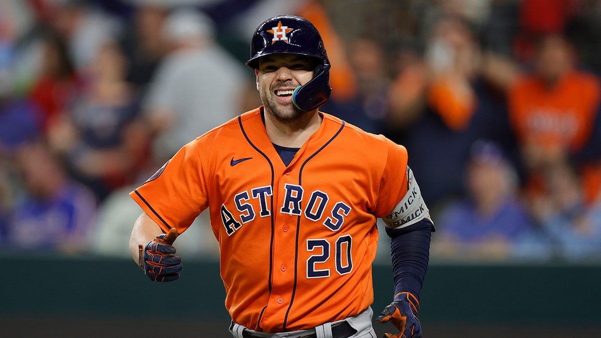 Astros Even ALCS With Blowout Win Over Rangers | Fox News