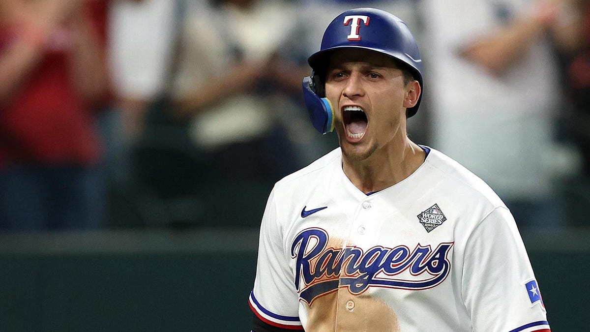 Corey Seager reacts to home run