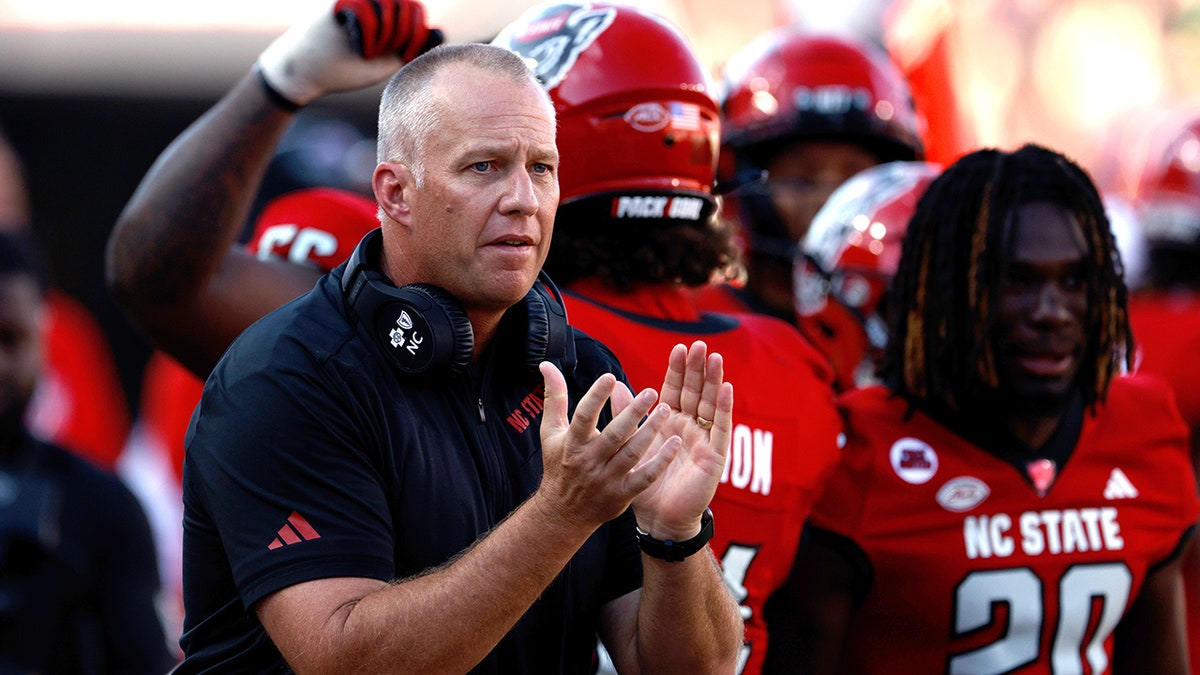 Dave Doeren on the sidelines