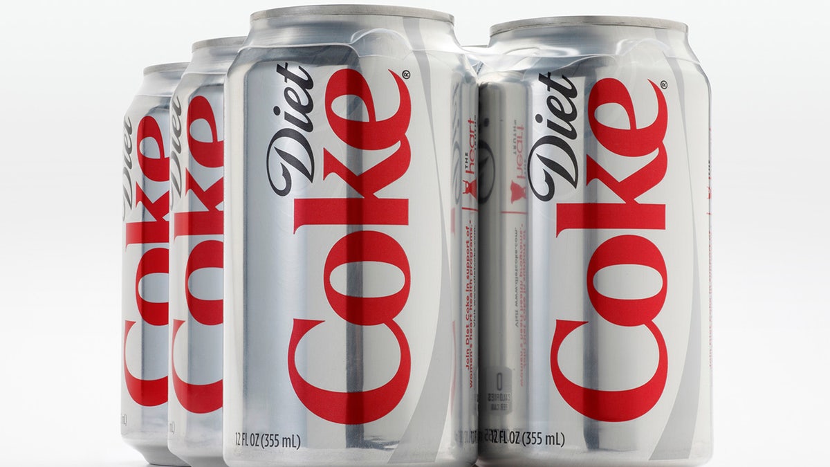 On TikTok daughter shares mom s Diet Coke obsession including