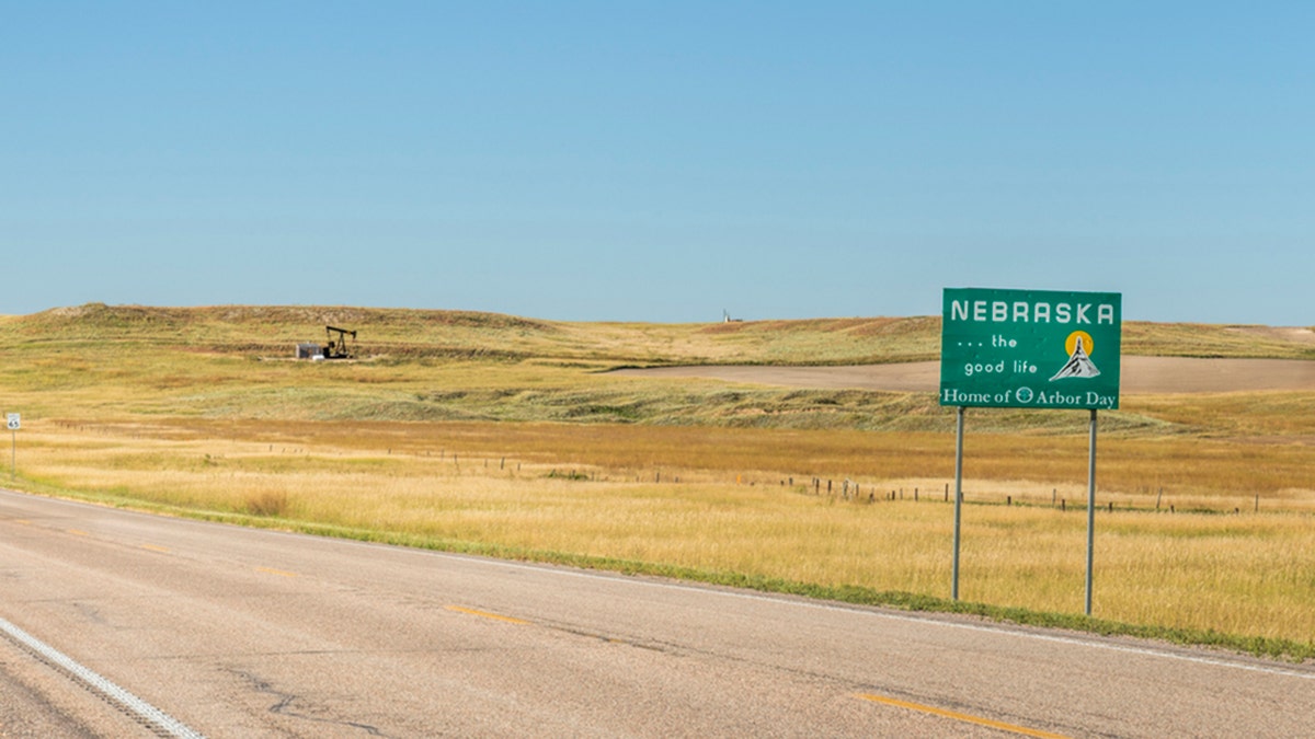 nebraska welcome sign