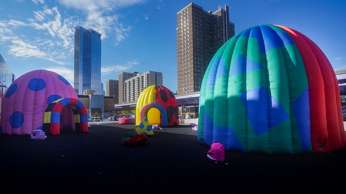 This Immersive Balloon Museum In NYC Features A Giant Ball Pit With A   Inflatables Balloon Museum 