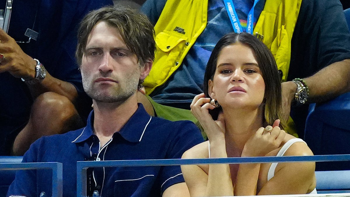 Maren Morris guarda il tennis con Ryan Hurd a New York