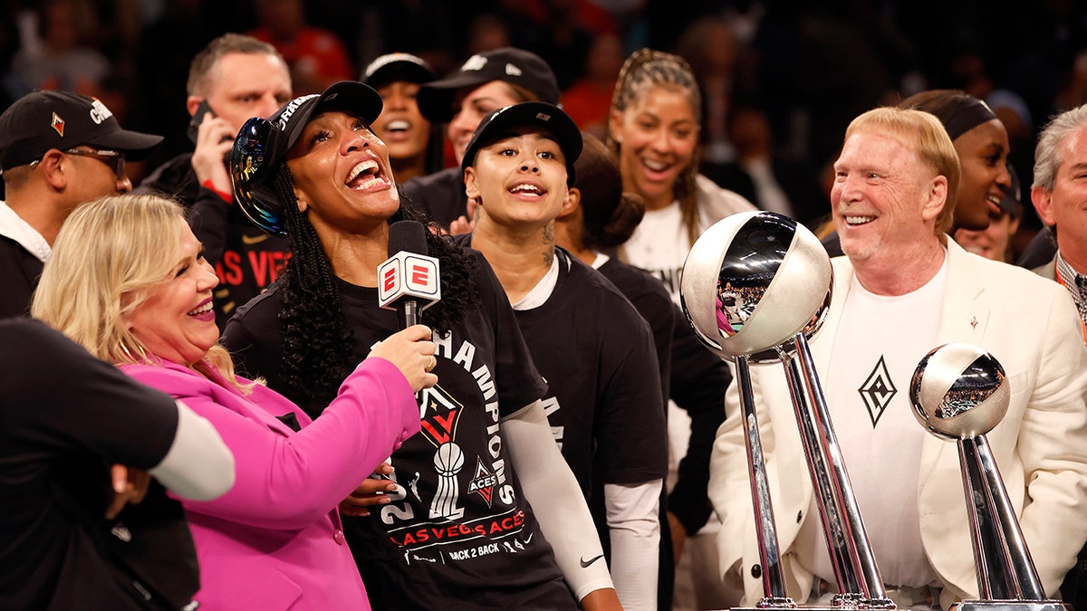 NFL owner goes viral for unique dance moves after Aces claim back-to-back WNBA championships 1 Mark Davis celebrates the Aces championship
