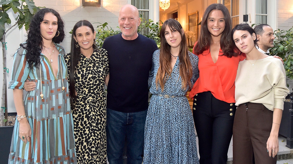 Bruce Willis, Demi Moore and their family