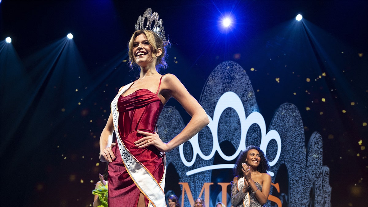 Miss Nevada USA Brittany McGowan poses on stage during the 2015 Miss USA beauty  pageant in Baton Rouge, Louisiana July 12, 2015. | Las Vegas Review-Journal