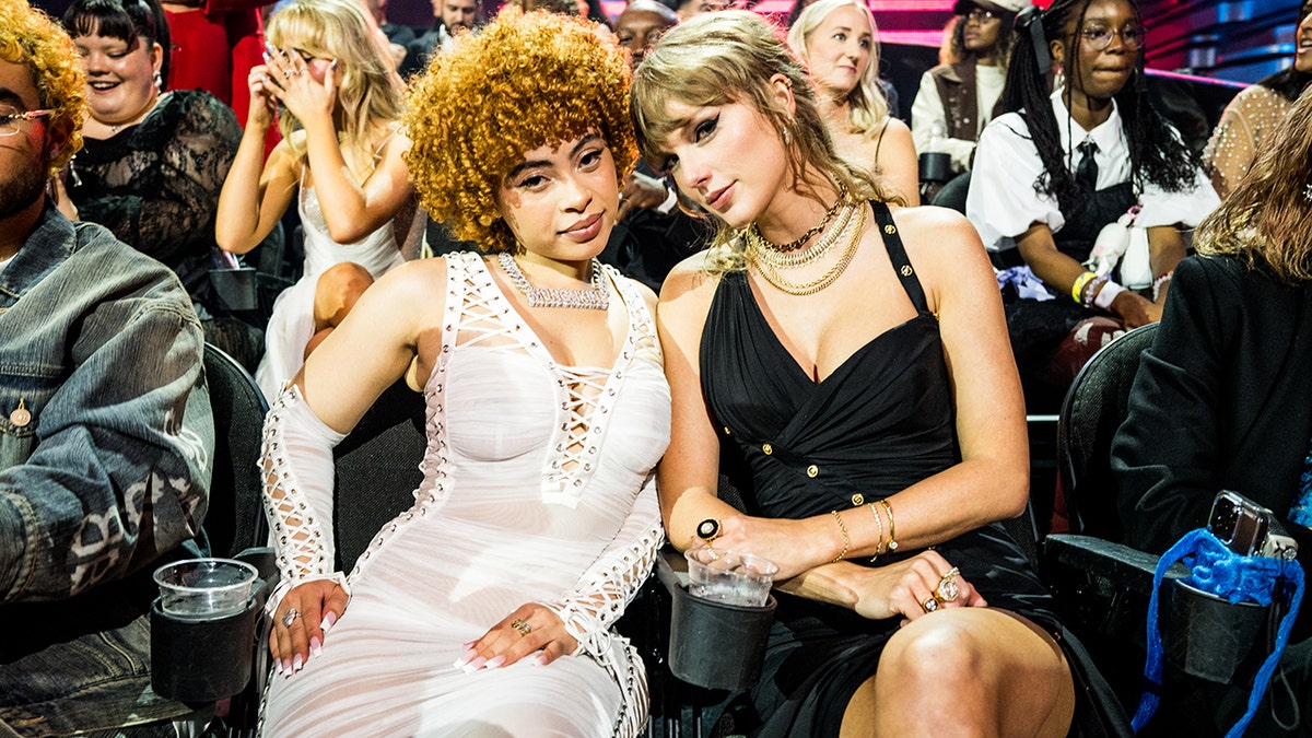 Taylor Swift and Ice Spice at the VMAs