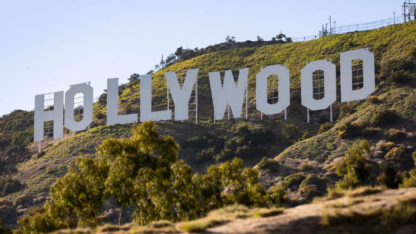 HollywoodSign