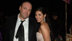 'Sopranos' star James Gandolfini would 'question himself' on set, say, 'I f---ing suck': Jamie-Lynn Sigler