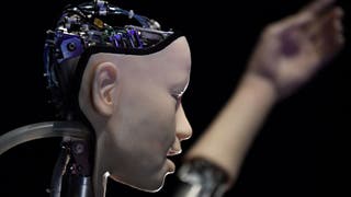 Artificial Intelligence glitch at Arizona college graduation sparks uproar from crowd