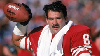 Super Bowl champ and three-time Pro Bowler Russ Francis dies in plane crash