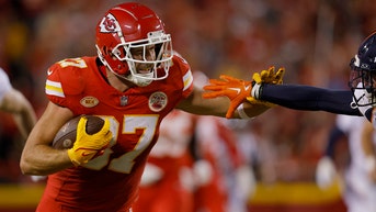 Travis Kelce goes off as Chiefs win fifth-straight, Broncos's woes continue