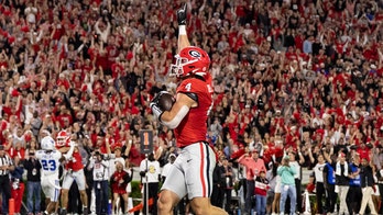 The dog of Georgia TE Oscar Delp was going through it during the NFL Draft