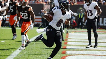 Lamar Jackson, Ravens roll Deshaun Watson-less Browns