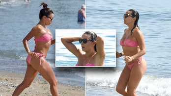 'Desperate Housewives' star Eva Longoria hits the beach in Spain after making splash with Victoria Beckham