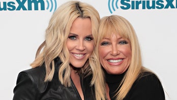 Jenny McCarthy believes Suzanne Somers 'shattered' Hollywood stereotypes: 'An irreplaceable national treasure'