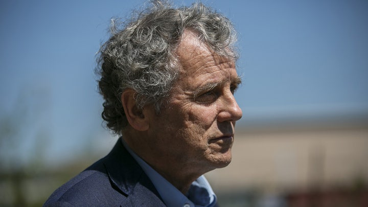 Ohio's Sherrod Brown: A Populist Senator with a revolving door of lobbyists