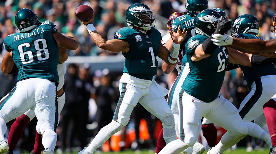 Jalen Hurts, Eagles fend off Commanders in OT to stay undefeated