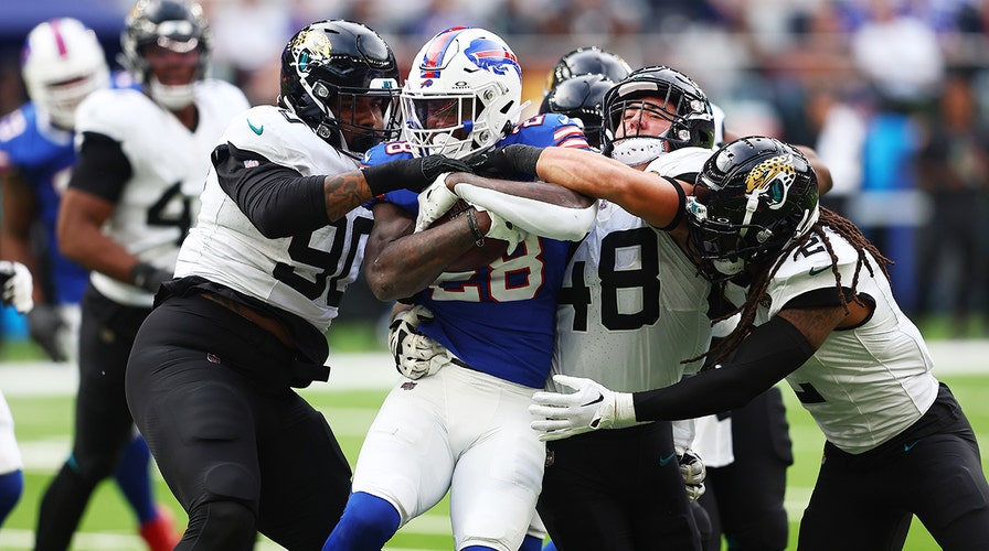 NY Giants finish off close game vs. Jacksonville Jaguars