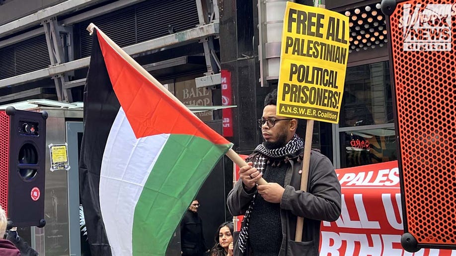 Pro Palestinian Protesters Blame Israel For Hamas Terror Attack In Pro Palestinian Protesters Blame Israel For Hamas Terror Attack In