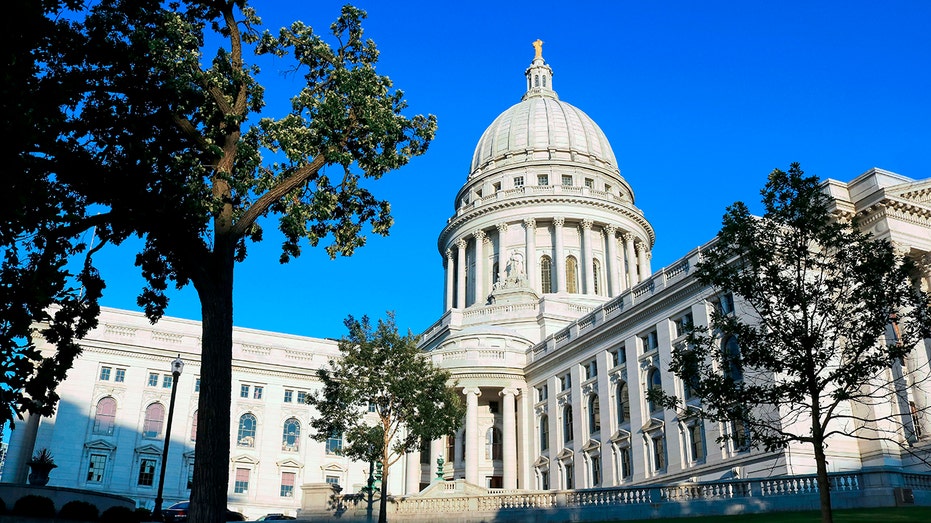 Longest-serving Wisconsin state Senator to retire