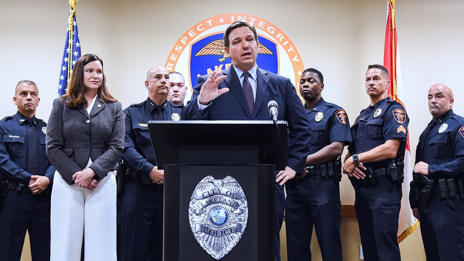 DeSantis endorsed by group of 60 bipartisan law enforcement officers: ‘Will bring back law and order’