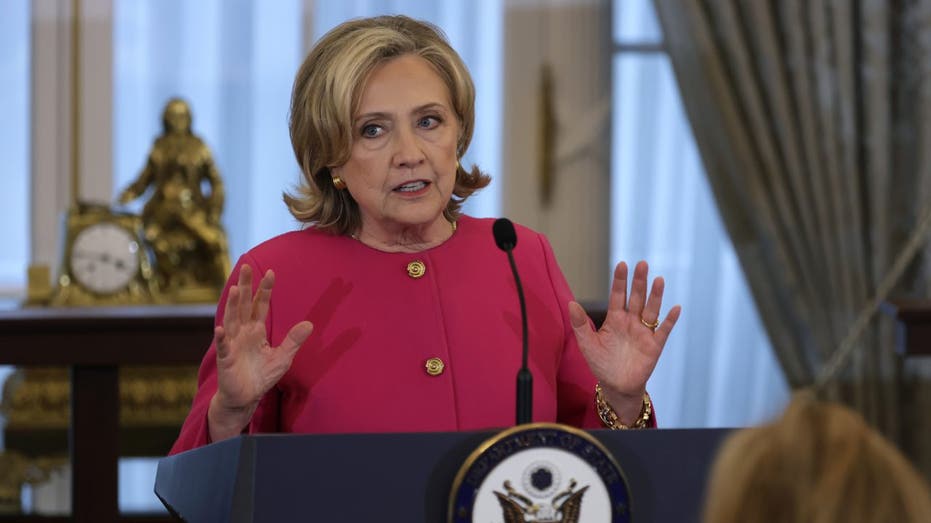 Hillary Clinton says those demanding ceasefire 'don't know Hamas'