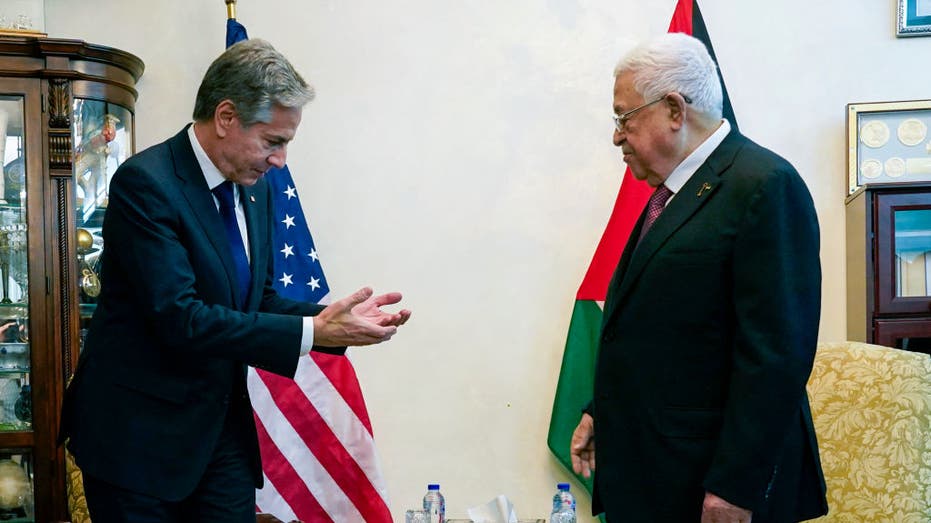 Sec Blinken exchanges warm greeting with Palestinian president, remains silent on aid for Gaza