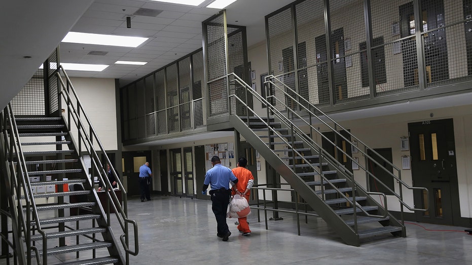 ICE to close Adelanto detention facility holding few illegal immigrants due to COVID-era court order: sources