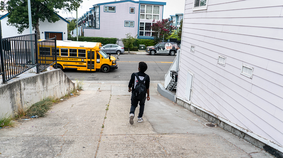 Major city school districts losing students as parents seek better options