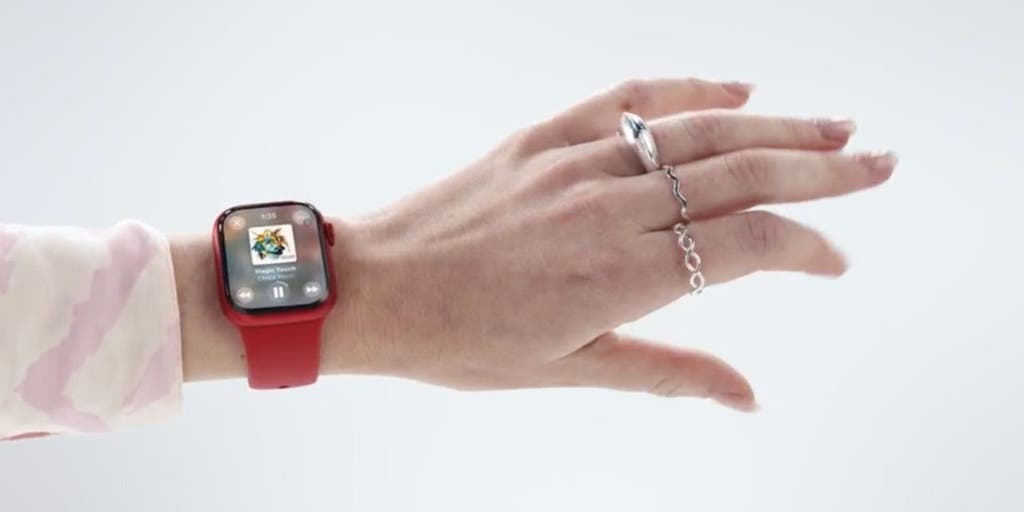 8 ways the new 'double tap' feature on your Apple Watch can change your life - Vimarsana News