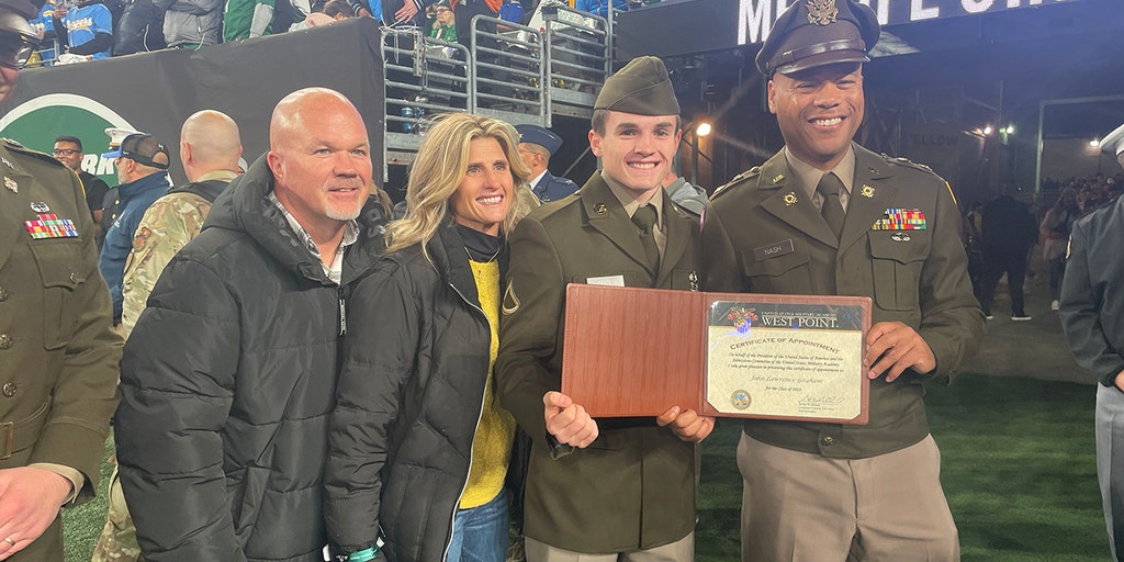 New Jersey teen is surprised with early West Point acceptance at New York Jets game: 'Bunch of gratitude' - Vimarsana News