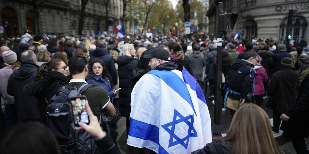 Paris rally against antisemitism attracts over 100K people as anti-Jewish acts continue to rise - Vimarsana News