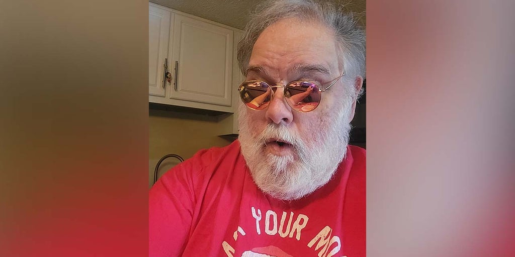 Peter Spellos, 'American Dreams' actor, dead at 69 - Vimarsana News