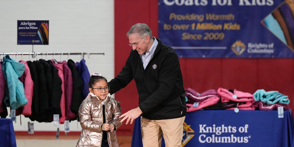 Knights of Columbus distributes its one millionth coat to deserving student in Denver - Vimarsana News