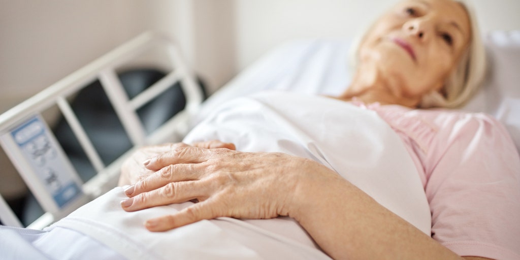Spending the night in an emergency room puts older adults at higher risk of dying in the hospital: study - Vimarsana News