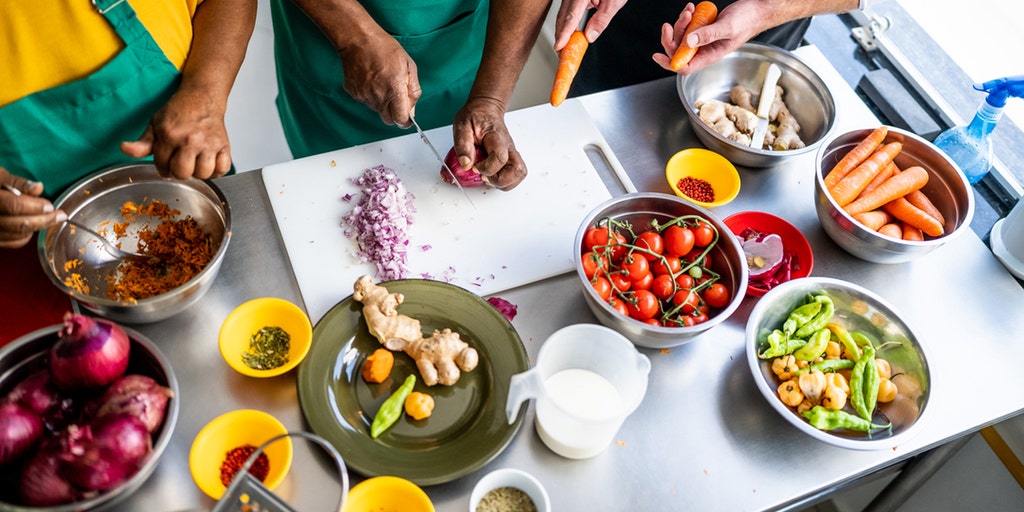 Food and cooking gifts on Amazon for the dinner party host in your life - Vimarsana News