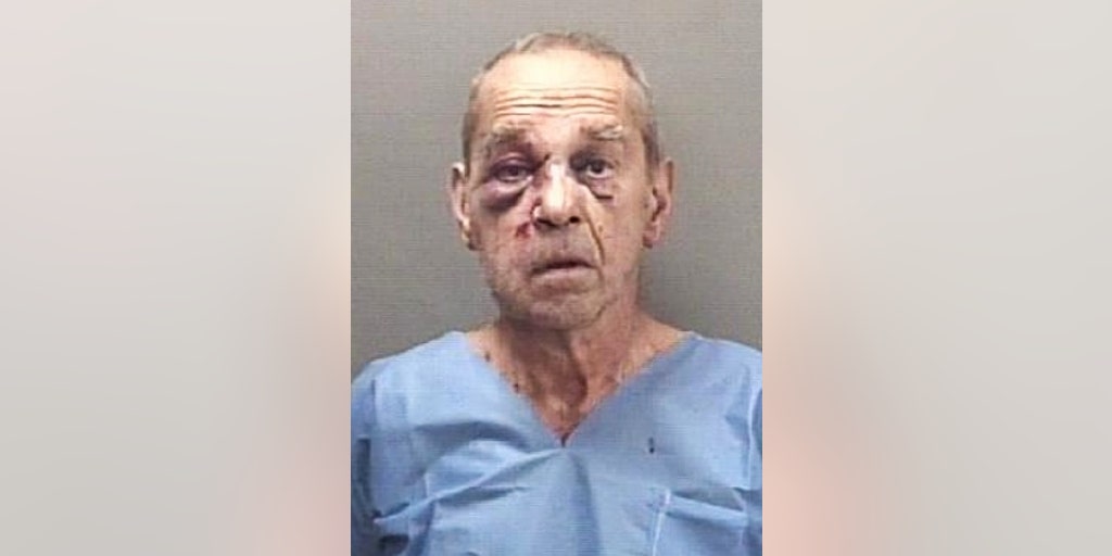 Good Samaritan uses leaf blower to stop Connecticut stabbing suspect from attacking daughter - Vimarsana News