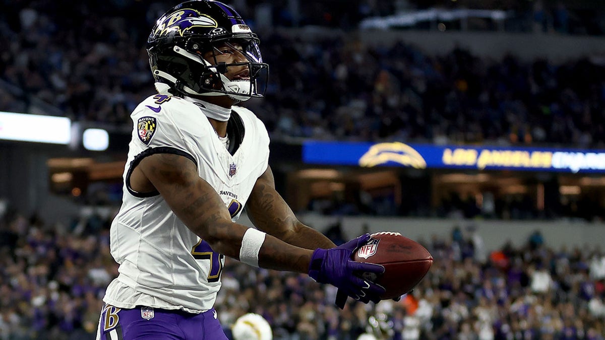 Chargers’ Turnover Frenzy Leads Ravens To 9th Win Of Season - Agence ...