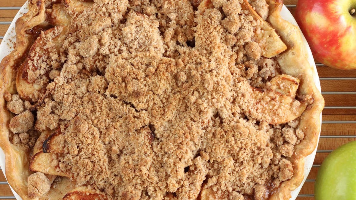 Apple crumb pie Thanksgiving