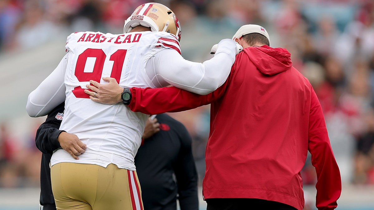 Arik Armstead taken off