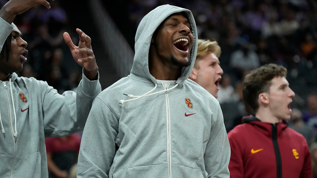 Bronny James' progress 'going in the right direction,' LeBron says Bronny James cheers