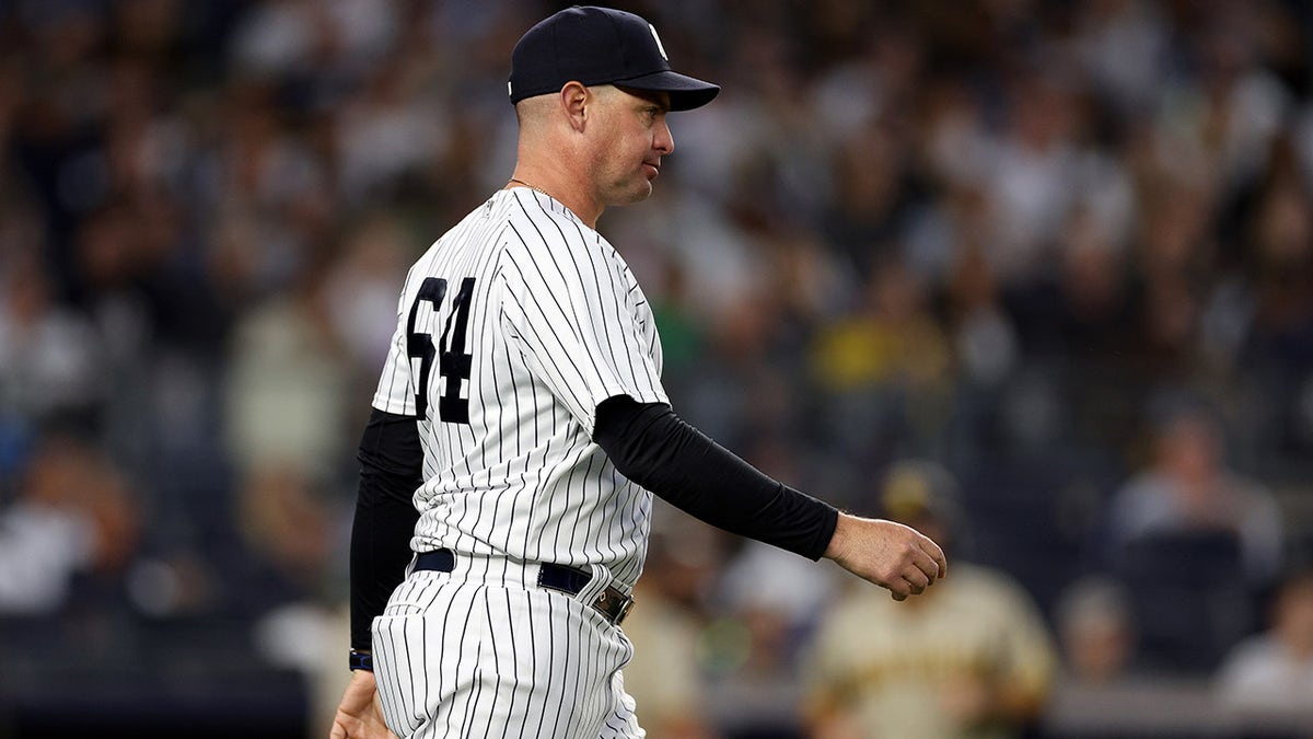 Mets to hire Carlos Mendoza as next manager: reports 1 Carlos Mendoza vs Padres