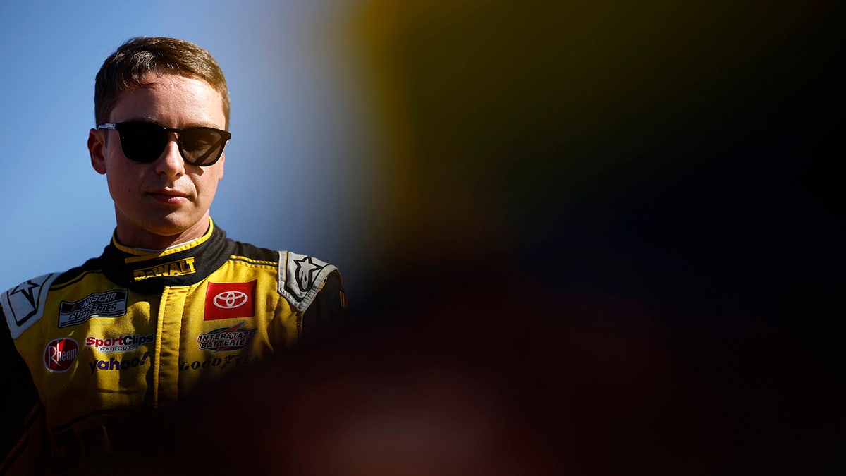 Ryan Blaney captures NASCAR Cup Series Championship at Phoenix 3 Christopher Bell waits for his name