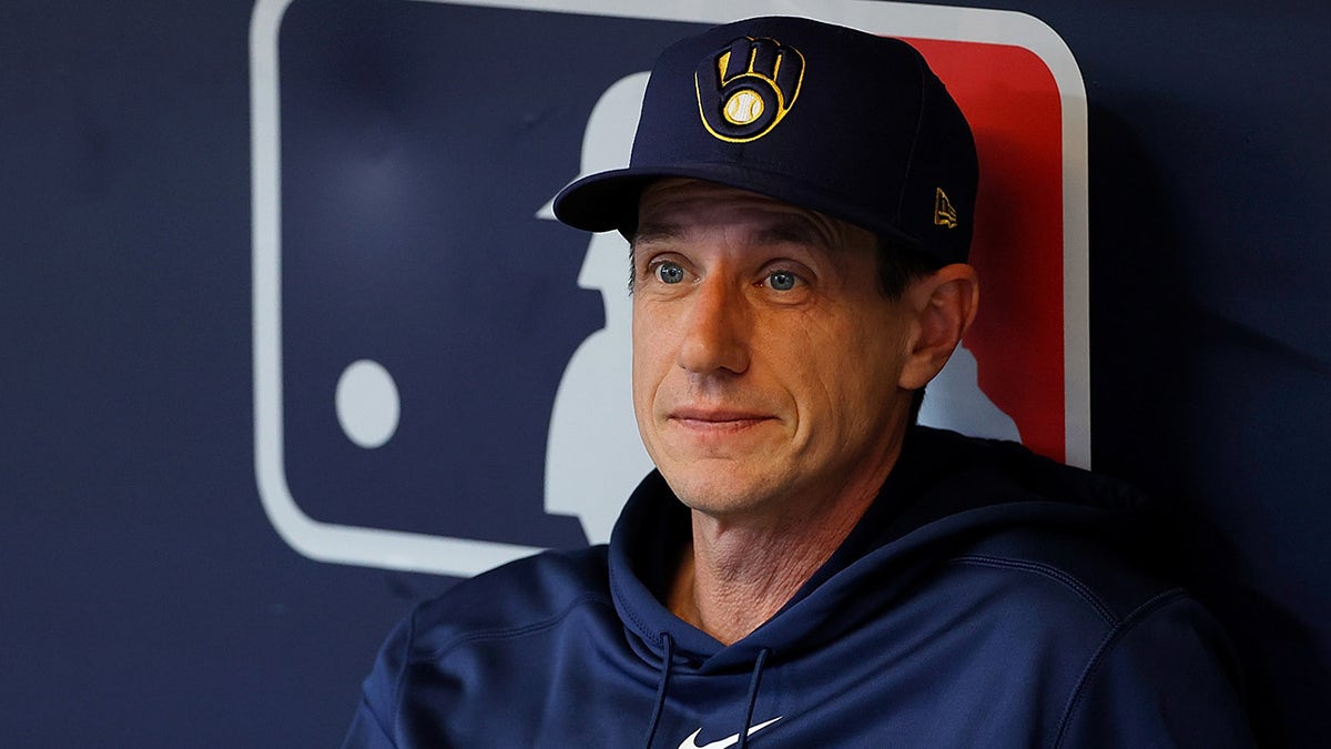 Craig Counsell manages the Brewers