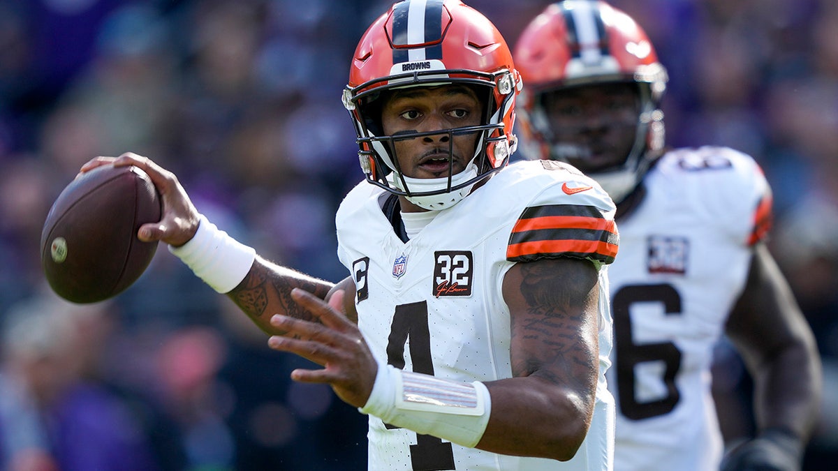 Browns Lose Deshaun Watson For Rest Of 2023 Season With Serious ...